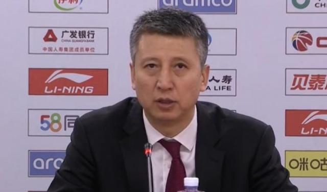 被打屁股的视频
